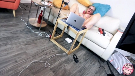 Image Of MrsSiren 20 06 09 Shaking My Fat Ass On Webcam Part 2 480p MP4-XXX