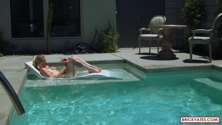 Image Of BrickYates 20 07 07 Maddison Girlfriend Squirts In The Pool XXX 1080p MP4-WEIRD