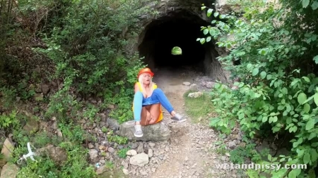 Image Of WetAndPissy 20 08 18 Claudia Macc Claudia In Nature Part 2 480p MP4-XXX