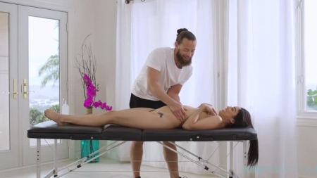 Image Of KinkySpa 21 05 28 Vanessa Sky XXX 480p MP4-XXX