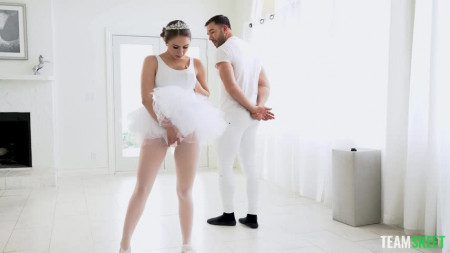 Image Of ExxxtraSmall 21 06 10 Penelope Kay Stretchy Lil Dancer XXX 480p MP4-XXX