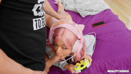 Image Of RKPrime 21 06 24 Paisley Paige Gamer Girl Bangs Her Roommate XXX 720p MP4-XXX