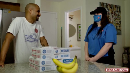 Image Of BrickYates 21 08 17 Cece Pizza Delivery During A Pandemic XXX 480p MP4-XXX