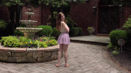Image Of ALSScan 21 10 10 Myra Glasford Spreading Spinner BTS XXX 480p MP4-XXX