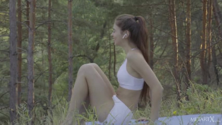 Image Of MetArtX 21 12 02 Foxy Alissa Yoga 2 XXX 480p MP4-XXX