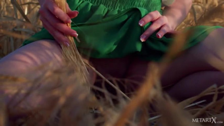 Image Of MetArtX 21 12 20 Elvera Close To Nature 2 XXX 480p MP4-XXX