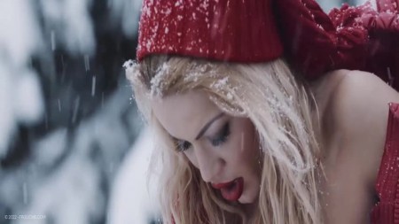 Image Of FrolicMe 22 12 18 Cherry Kiss Snow Cherry XXX 480p MP4-XXX
