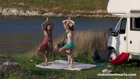 Image Of ClubSweethearts 23 04 11 Olivia Trunk Kira Viburn And Emma Korti Lesbian XXX 480p MP4-XXX
