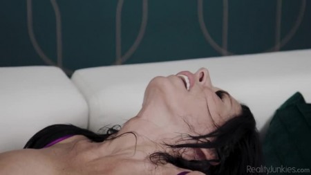 Image Of RealityJunkies 23 06 16 Reagan Foxx Make Her Cum XXX 480p MP4-XXX [XC]