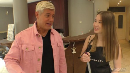 Image Of ImmoralLive Amalia Davis - YouTuber Bald and Bankrupt Convinces Busty Russian Teen to Follow Her Dream (22.06.2023)