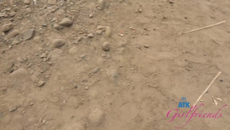 Image Of ATKGirlfriends 23 07 03 Macy Meadows Ventura 1 XXX 2160p MP4-WRB [XC]