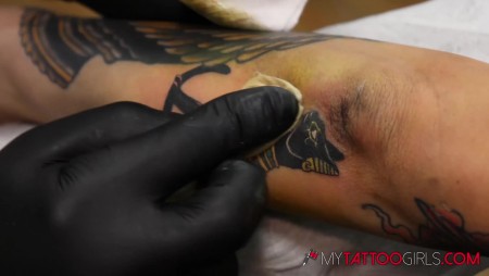 Image Of AltErotic 18 12 21 Tana Lea Tattooed And Fucked At The Same Time XXX 1080p MP4-GAPFiLL [XC]