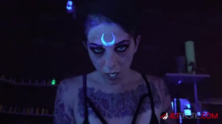Image Of AltErotic 20 12 04 Sully Savage Gets Her Forehead Tattooed And More XXX 480p MP4-XXX [XC]