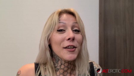 Image Of AltErotic 22 04 22 Nayomi Sharp Giving A Blowjob Before Tattooing Herself XXX 1080p MP4-GAPFiLL [XC]
