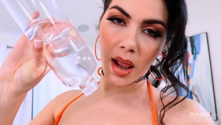 Image Of Bang - Valentina Nappi - Gets Her Italian Asshole Drilled (13.10.2023)