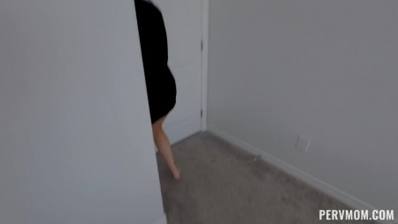 Image Of PervMom 23 10 08 Sienna Rae How To Handle A Boner XXX 720p MP4-XXX [XC]