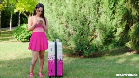 Image Of TeensLoveHugeCocks - Alice Hernandez - Picking Up A College Cutie (29.10.2023)