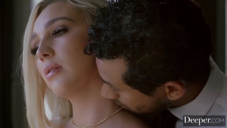 Image Of Deeper - Kendra Sunderland - Glass Castle (02.11.2023)