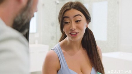 Image Of CaughtFapping - Chloe Surreal - Slumber Party Caught Cutie (26.10.2023)