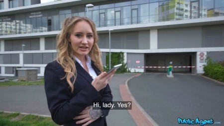 Image Of PublicAgent - Ivy Maddox - Fucked in Hotel Toilet (22.11.2023)