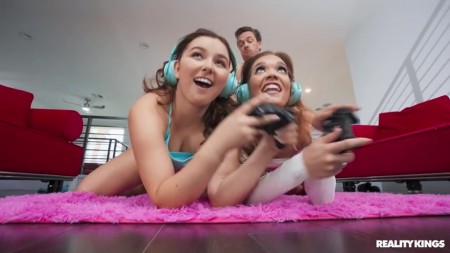 Image Of SneakySex 23 11 28 Katie Kush And Leana Lovings Gamer Girls Compete For Cock XXX 480p MP4-XXX [XC]