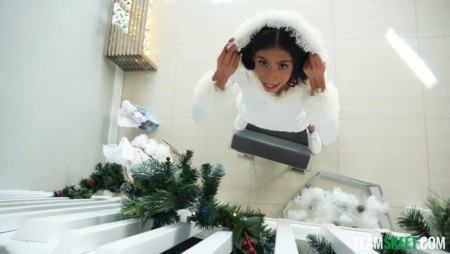 Image Of ExxxtraSmall - Sona Bella - ‘Tis The Season to be Horny (30.11.2023)