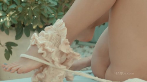 Image Of FemJoy 23 12 16 Avery Tropical Escape XXX 480p MP4-XXX [XC]
