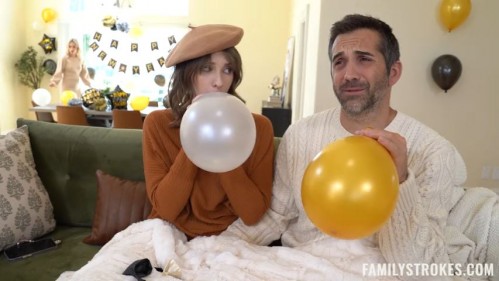 Image Of FamilyStrokes - Lindsey Lakes, Melody Marks - Pre-Party Fun (28.12.2023)