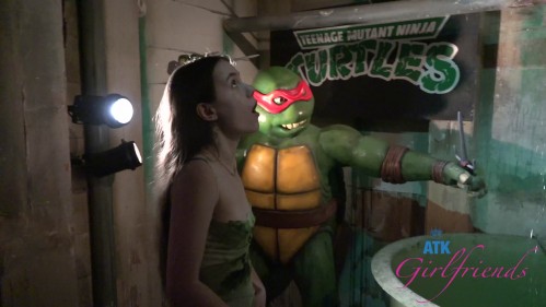 Image Of ATKGirlfriends 24 01 16 Sia Wood Wax Museum 1 XXX 2160p MP4-WRB [XC]