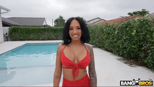 Image Of BigTitCreamPie - Kona Jade - Big Tits By Poolside (09.03.2024)