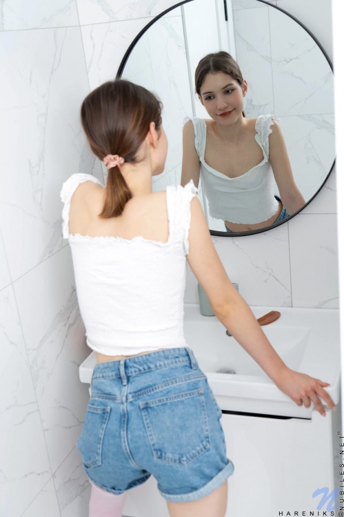 Image Of Nubiles net 24 04 01 Hareniks Shower With Me XXX IMAGESET-FuGLi [XC]
