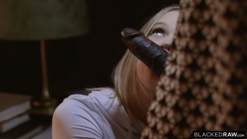 Image Of BlackedRaw - Coco Lovelock - Tight And Tiny Coco Bends Like A Pretzel For BBC (08.04.2024)