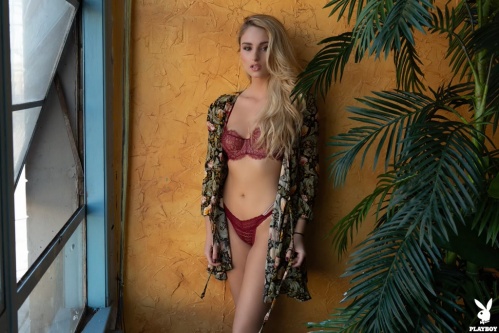 Image Of PlayboyPlus com 19 04 02 Lindsay Marie Something Comfortable XXX iMAGESET-LEWD [XC]