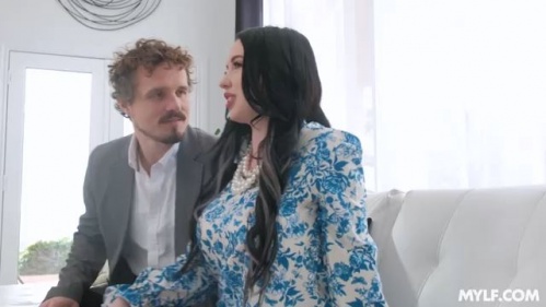 Image Of MomDrips - Naomi Ryder - A Refund And A Refill (14.04.2024)