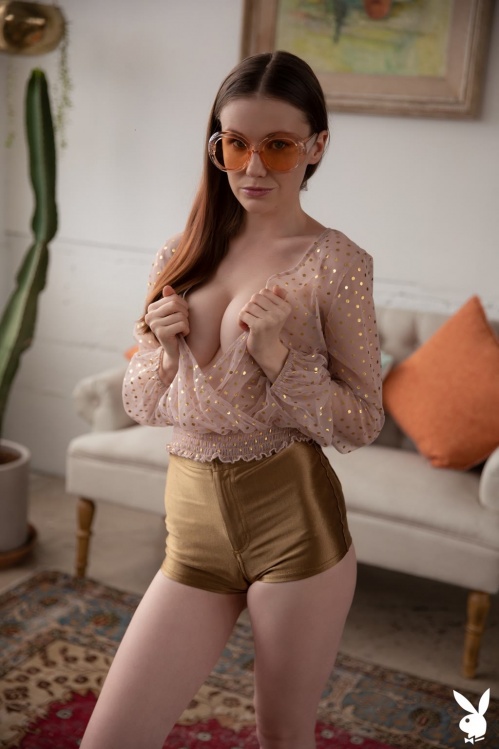Image Of PlayboyPlus com 19 09 10 Emily Bloom Touch Of Gold XXX iMAGESET-LEWD [XC]