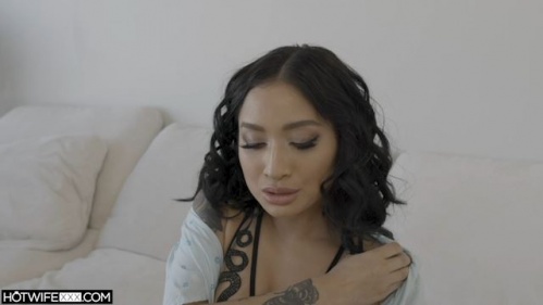 Image Of HotWifeXXX - Avery Black - Cheating Spicy Content Creator Avery Black Goes Viral (17.04.2024)