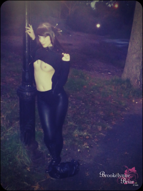 Image Of BrookelynneBriar com 12 10 12 Naked In NYC XXX iMAGESET-LEWD [XC]