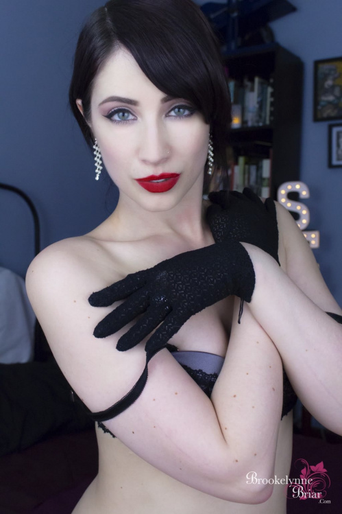 Image Of BrookelynneBriar com 18 07 18 Purple Panty Fantasy XXX iMAGESET-LEWD [XC]