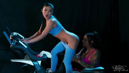 Image Of TransAngels - Lulu Chu, Eva Maxim - Spinning N Squirting (08.05.2024)