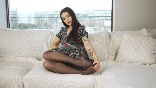 Image Of LoveHerFeet - Matty Mila Perez - Feet Lovers Hot Moment (08.05.2024)