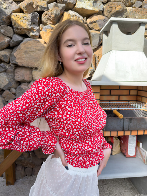 Image Of MetArt com 24 06 28 Nikoleta Backyard Bbq XXX IMAGESET-FuGLi [XC]