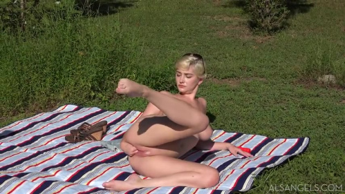 Image Of ALSAngels 24 07 25 Skye Blue Photoshoot XXX 480p MP4-XXX [XC]