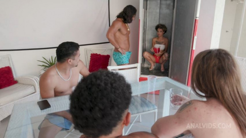 Image Of LegalPorno - Larinha Small (11.08.2024)