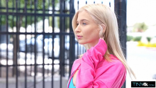 Image Of Tiny4k - Emma Rosie - Big Dick For Skater Girl (15.08.2024)