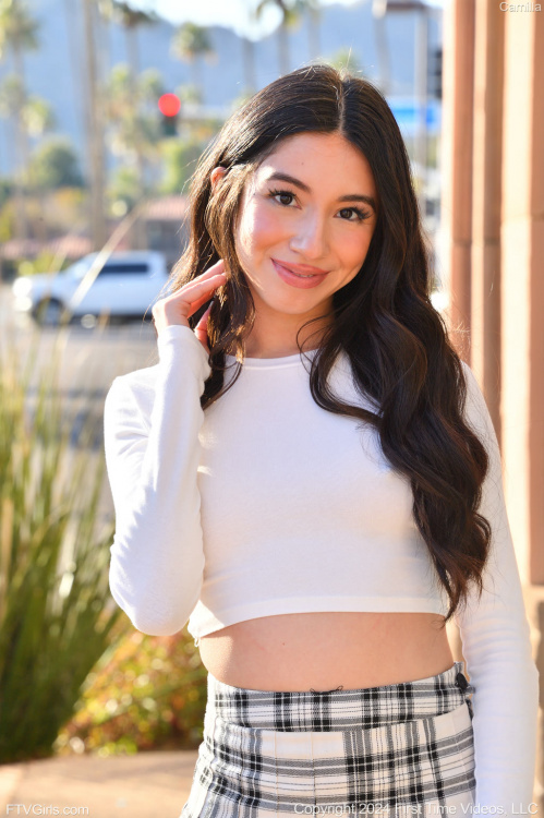 Image Of FTVGirls com 24 02 08 Camilla Winter Whites XXX IMAGESET-FuGLi [XC]