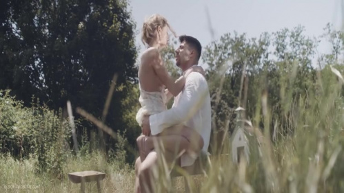 Image Of FrolicMe 24 09 09 Fanta Sie Close Shave XXX 480p MP4-XXX [XC]