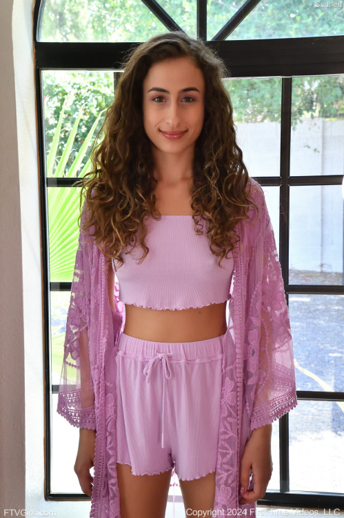 Image Of FTVGirls com 24 06 29 Scarlett Purple Nightie XXX IMAGESET-FuGLi [XC]