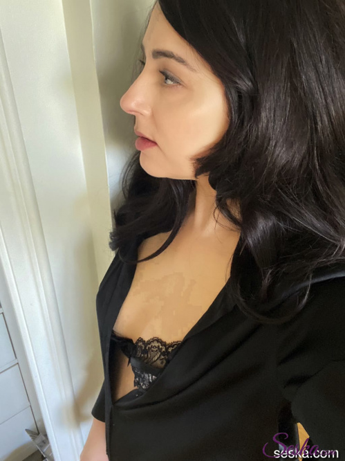 Image Of Seska com 21 09 01 Slutty Secretary Striptease XXX iMAGESET-LEWD [XC]