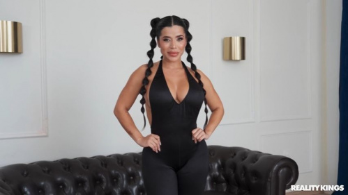 Image Of TeensLoveHugeCocks - Sara Retali - Big Dick Try-On (28.09.2024)