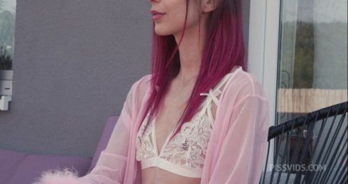 Image Of LegalPorno - Leila Botwin AH007 (02.10.2024)